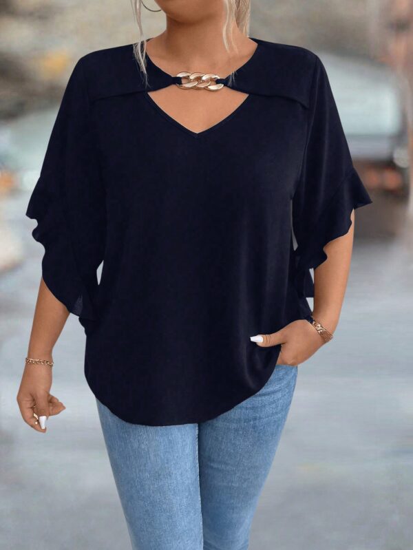 Blusa Plus Size con Cuello Calado y Mangas Voladas - Image 20