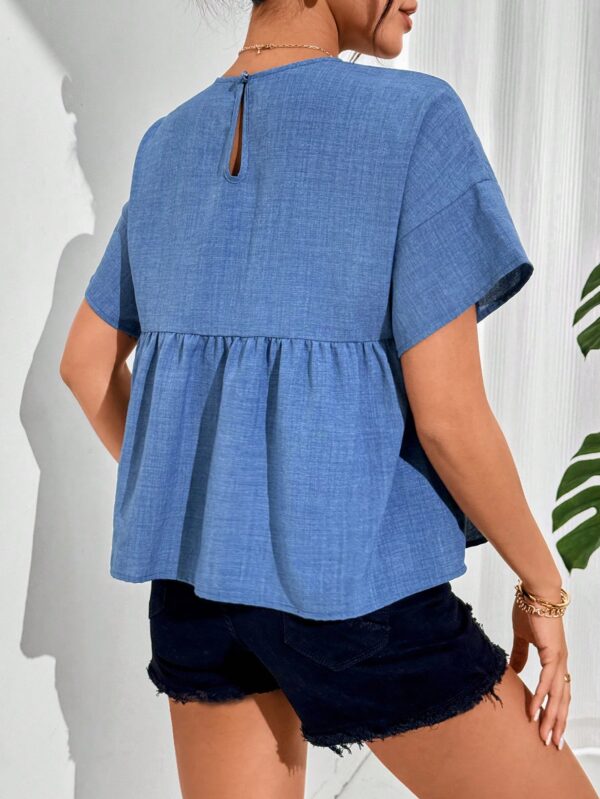 Blusa de verano con mangas murciélago y ruedo volado - Image 27