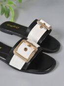 Sandalias planas elegantes con detalle de hebilla y costura