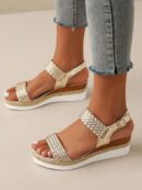 Sandalias de cuña con flecos y hebilla, ideales para vacaciones