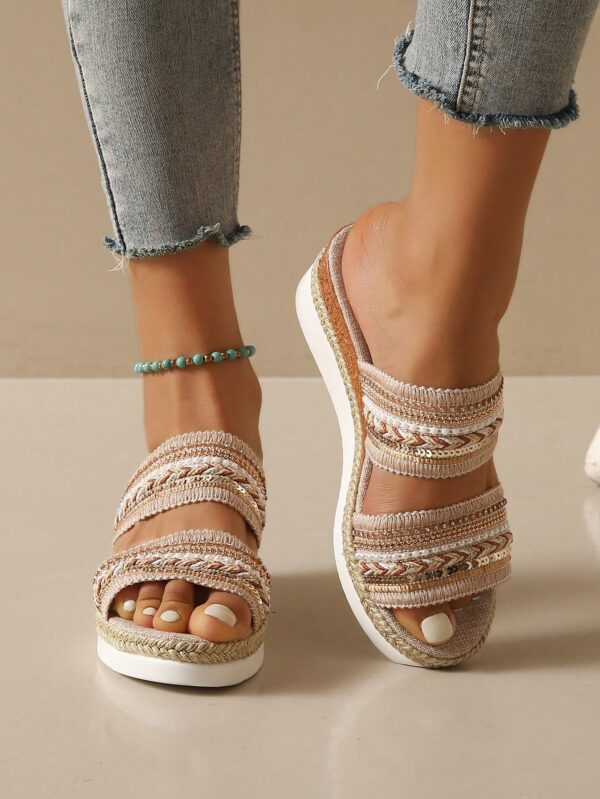 Sandalias de cuña con flecos y hebilla, ideales para vacaciones - Image 4