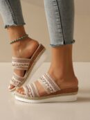 Sandalias de cuña con flecos y hebilla, ideales para vacaciones