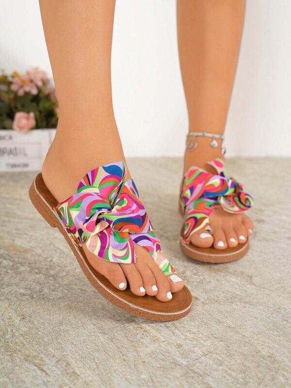 Sandalias planas multicolor para mujer con lazo arco iris - Image 15