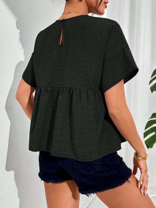 Blusa de verano con mangas murciélago y ruedo volado - Image 11