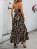 Vestido bohemio de tirantes con lazo en la espalda y volantes