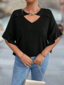 Blusa Plus Size con Cuello Calado y Mangas Voladas