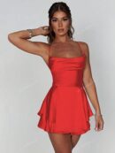 Vestido Satinado Mini con Diseño Drapeado y Espalda Descubierta