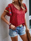 Blusa Boho con Estampado Floral y Mangas Mariposa