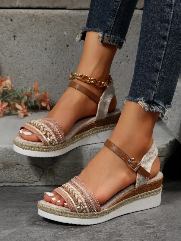 Sandalias de cuña con flecos y hebilla, ideales para vacaciones - Image 6