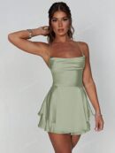 Vestido Satinado Mini con Diseño Drapeado y Espalda Descubierta