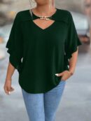 Blusa Plus Size con Cuello Calado y Mangas Voladas