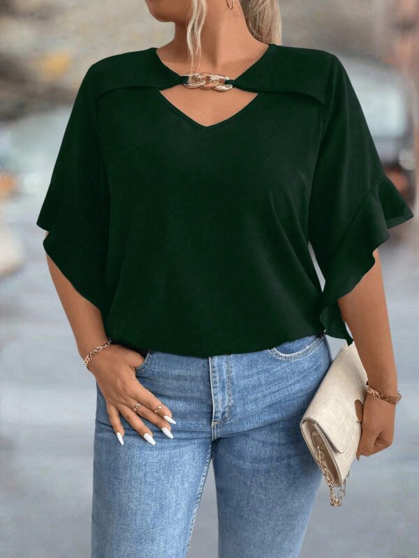 Blusa Plus Size con Cuello Calado y Mangas Voladas - Image 13