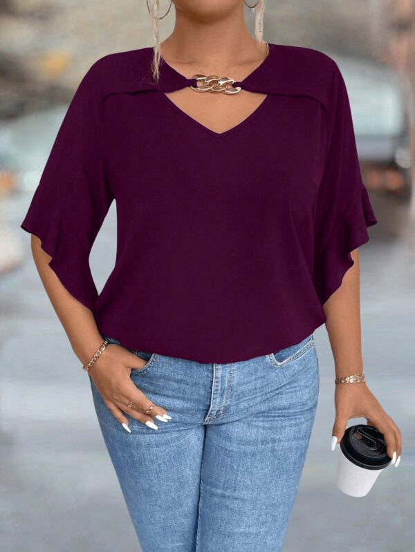 Blusa Plus Size con Cuello Calado y Mangas Voladas - Image 4